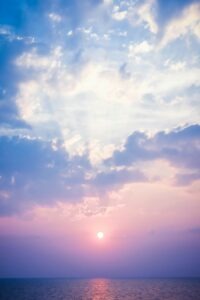 https://unsplash.com/de/fotos/sonnenuntergang-uber-dem-horizont-zc5_p_31U5g